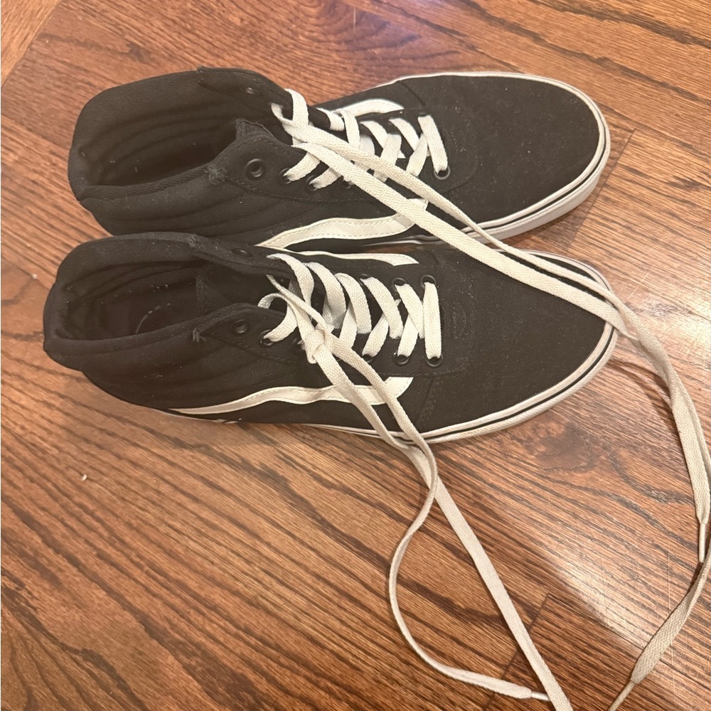 Unisex Vans High Tops Size 8.5-Used - Picture 2 of 5